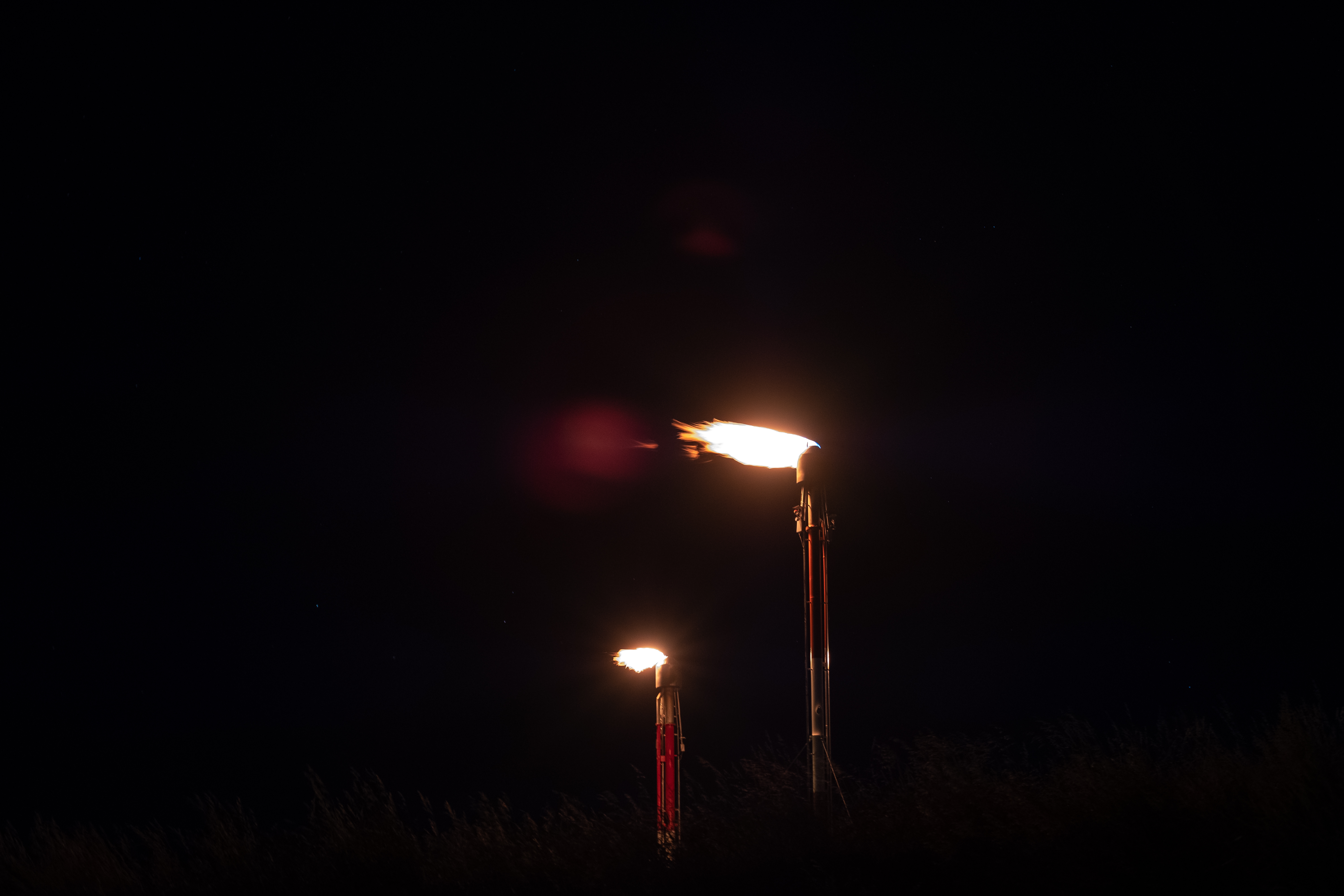 Gas flaring in northeast BC (Alex Hsuan Tsui, Wilderness Committee)