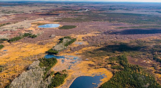 Proposed Teck Frontier mine site and area to be impacted (Photo: Garth Lenz).