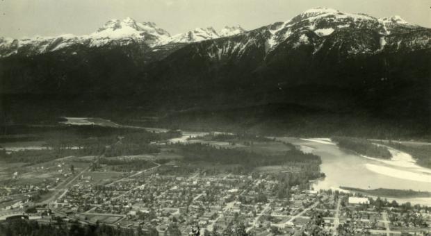 Mt. Begbie is Revelstoke’s iconic peak. (Revelstoke Museum and Archives #4568)