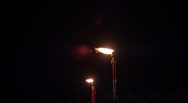 Gas flaring in northeast BC (Alex Hsuan Tsui, Wilderness Committee)