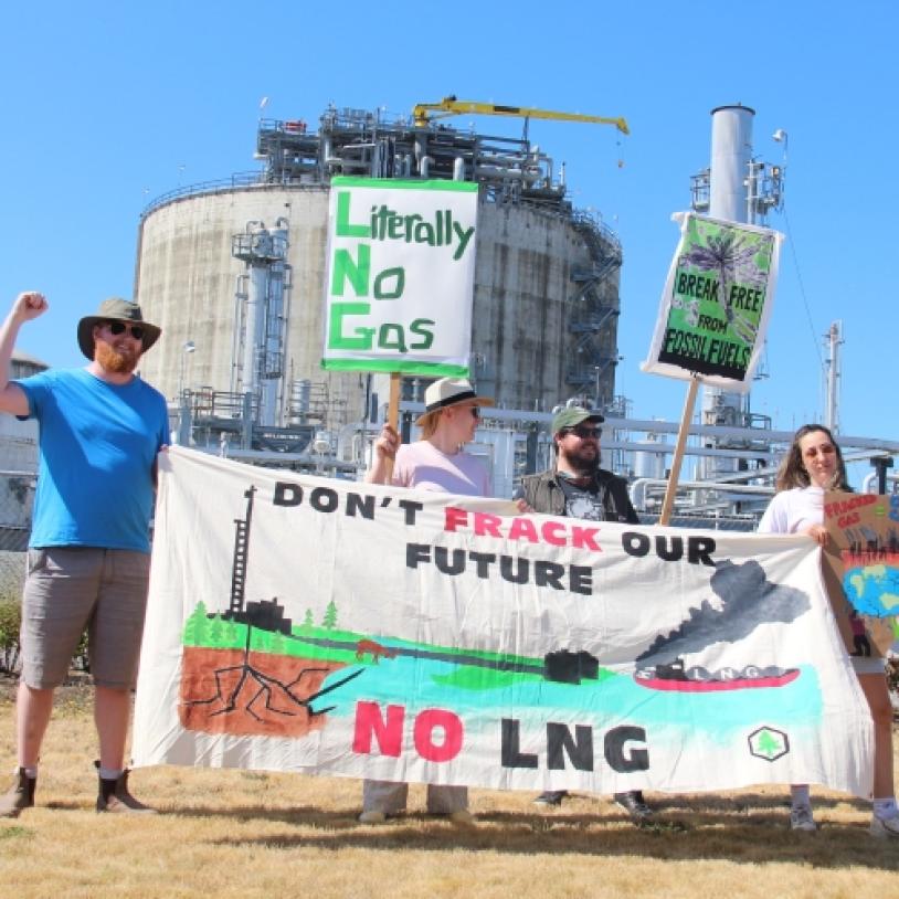 Protesting Tilbury LNG